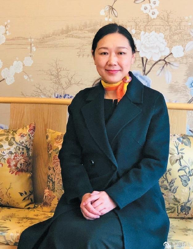 蒋胜男谈芬迪中国结，时尚与传统的完美结合