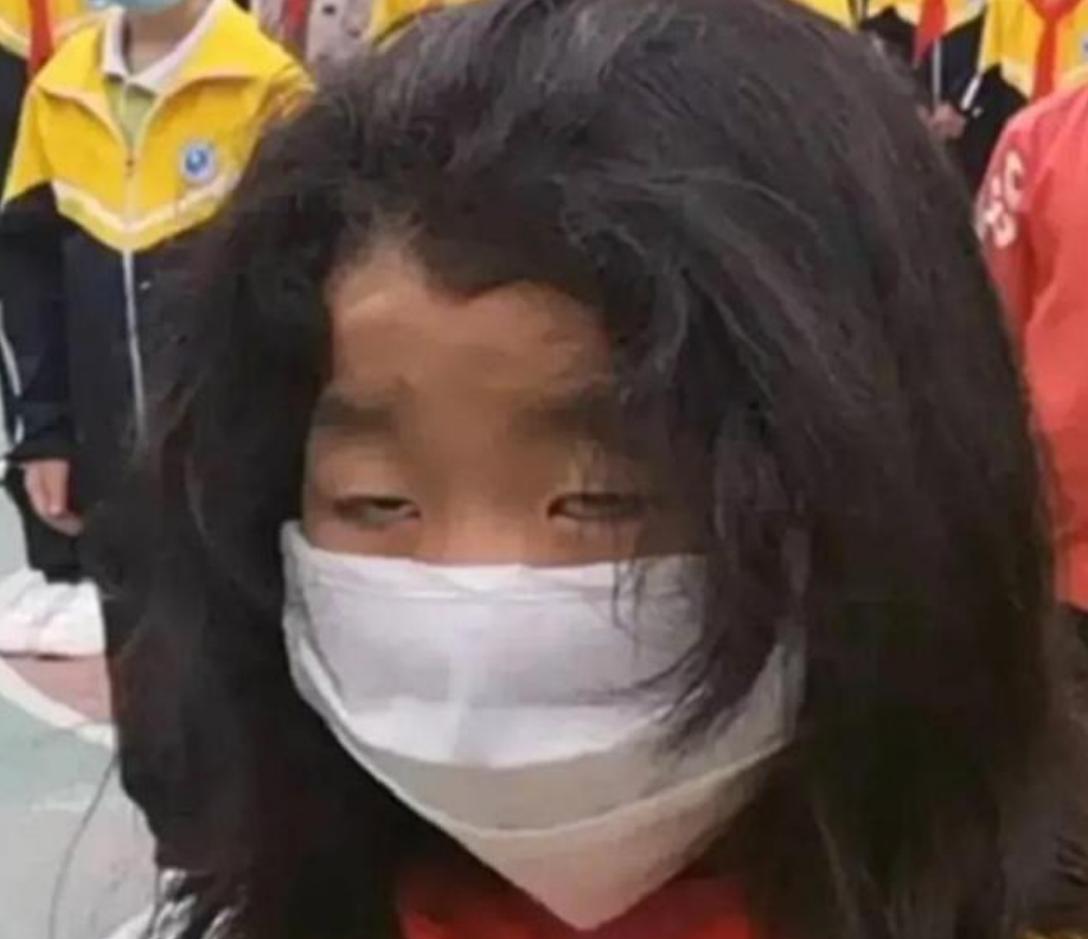 小男孩赶作业记，奋斗至最后一刻