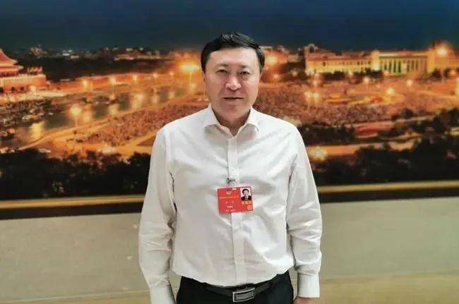政协委员呼吁保障年轻人休息权，让青春焕发活力之光