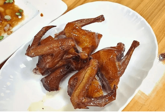 饭店卖麻雀肉，DNA检测竟是鸡肉——揭秘餐饮行业的真相