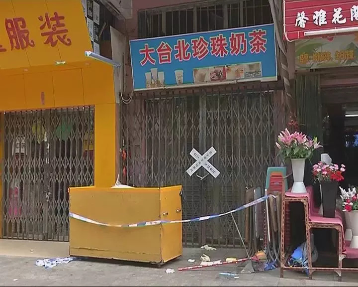 初中生烧毁奶茶店事件，反思与启示