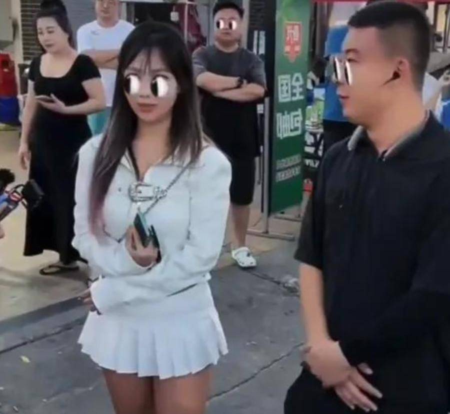 网红拍低俗视频被罚，探究背后的真相与教训