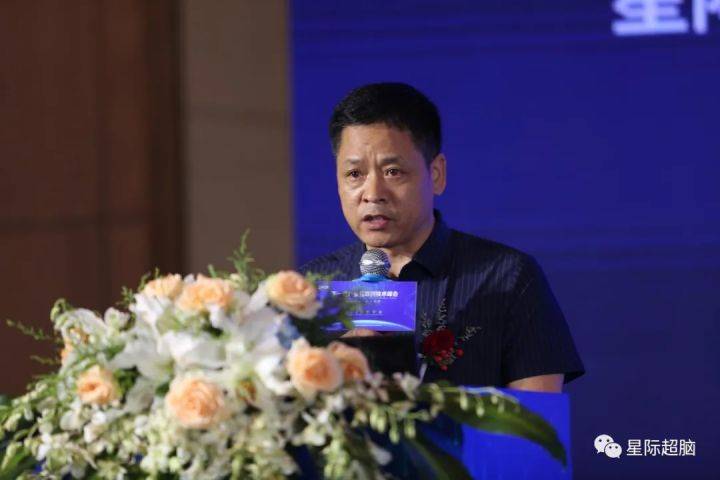 胖东来王总，商业巨头的崛起与智慧之道