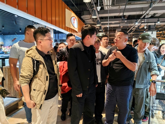 胖东来的深度考察，探寻企业成功的秘密