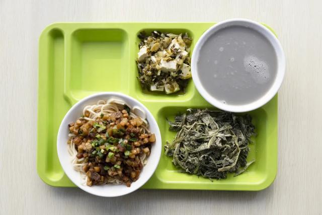 减脂餐学校，健康饮食的新天地