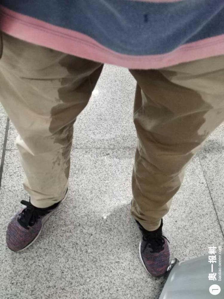 班车上尿裤子遭开除事件，深度解析与反思