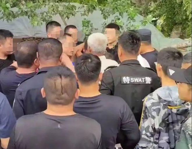 辽宁男子杀人后逃逸，警方迅速回应