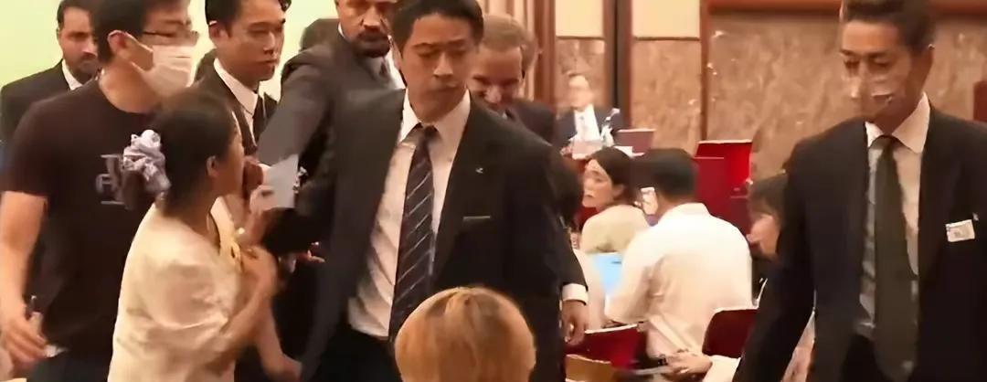 纸上的梦境  _1 第3页