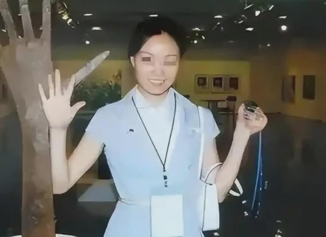 海归女硕士婚前跳楼自杀，家属发声——深度解读背后的悲剧