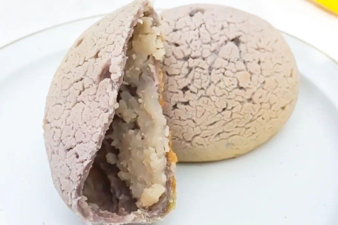 上海市民一天狂买十五万只青团，传统美食掀起热潮