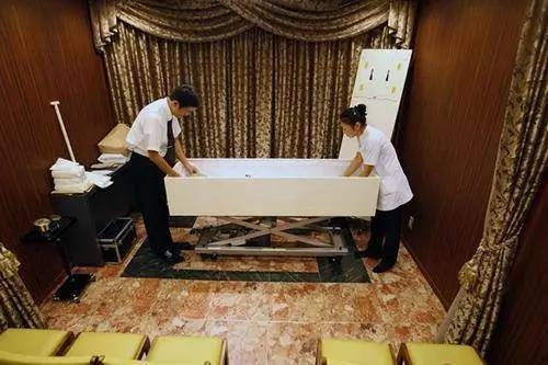 日本遗体的故事与思考