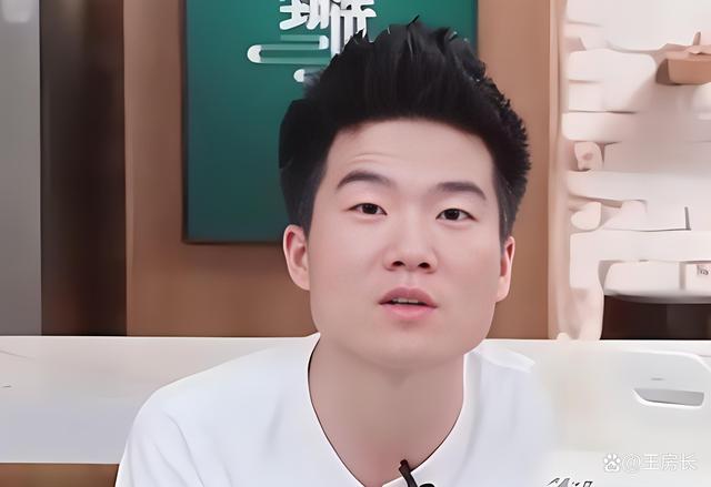 董宇辉看到价值1500万沉香木时的惊人反应
