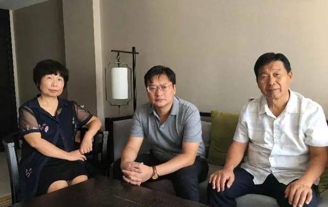 夫妻隔奖金挑战，携手共创双赢的秘诀