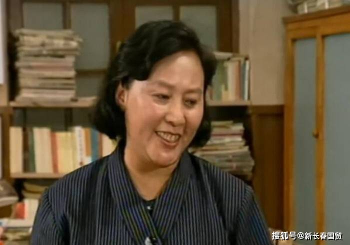 编辑部里的牛大姐与演员们的故事
