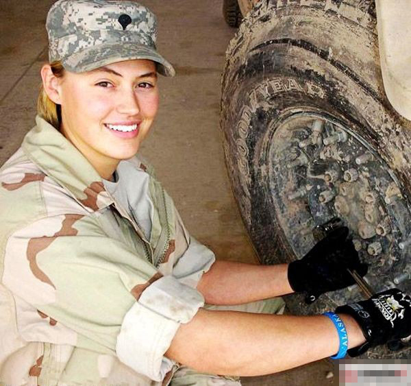 美国退役女兵被杀事件，深度解析背后的社会问题与影响