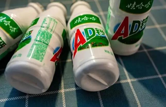 娃哈哈跨界创新，AD钙奶鞋的回应