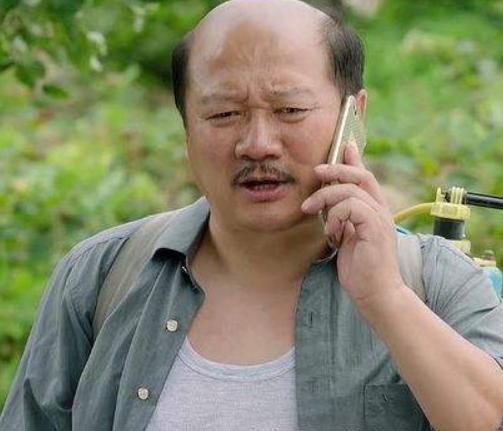 女大夫拔牙，专业与关怀并重