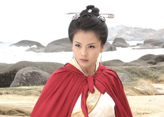 刘涛红披风妈祖变装，魅力无限的跨界演绎