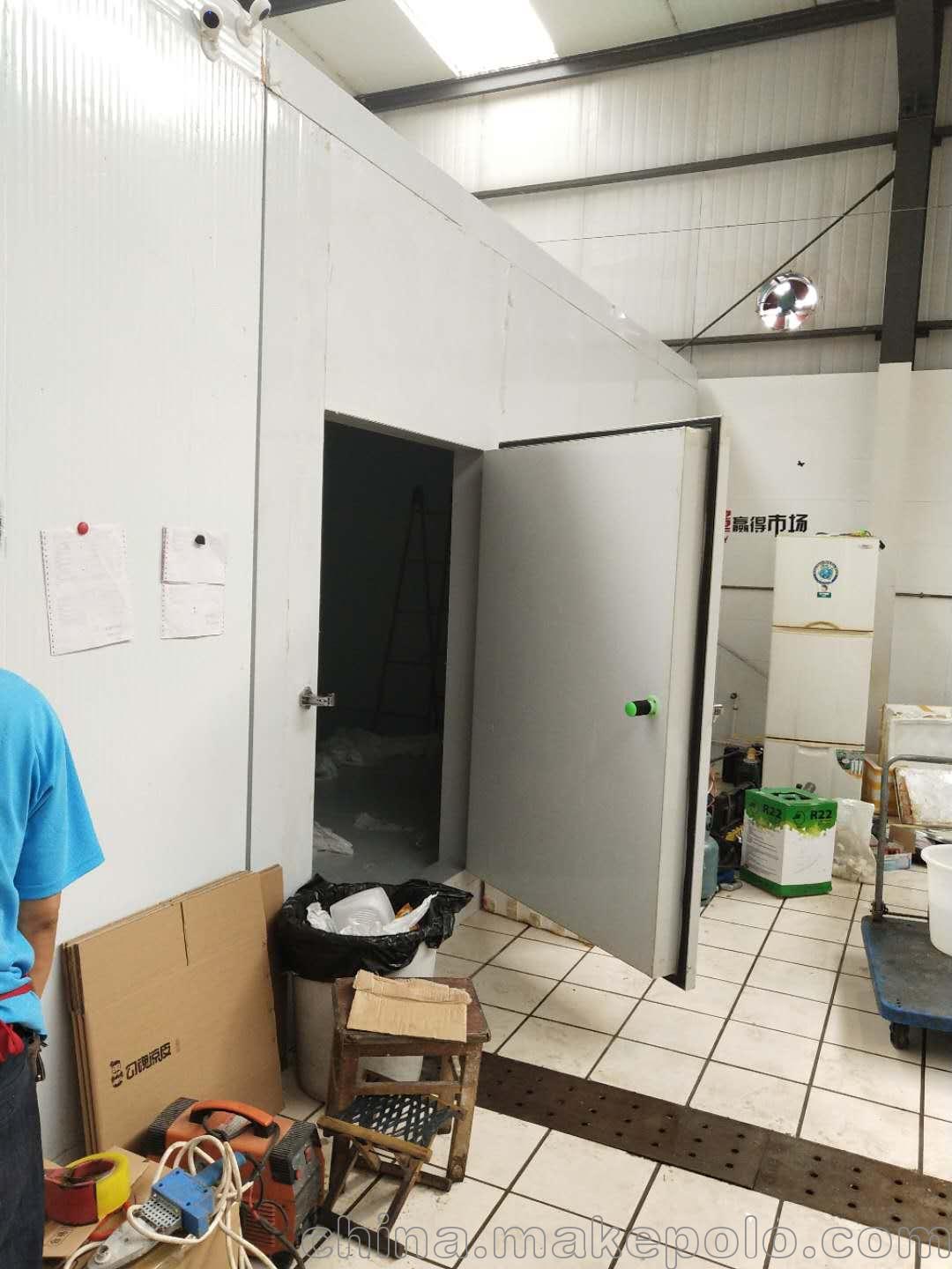 被同事故意关进冷库，一场意外的职场冰冻