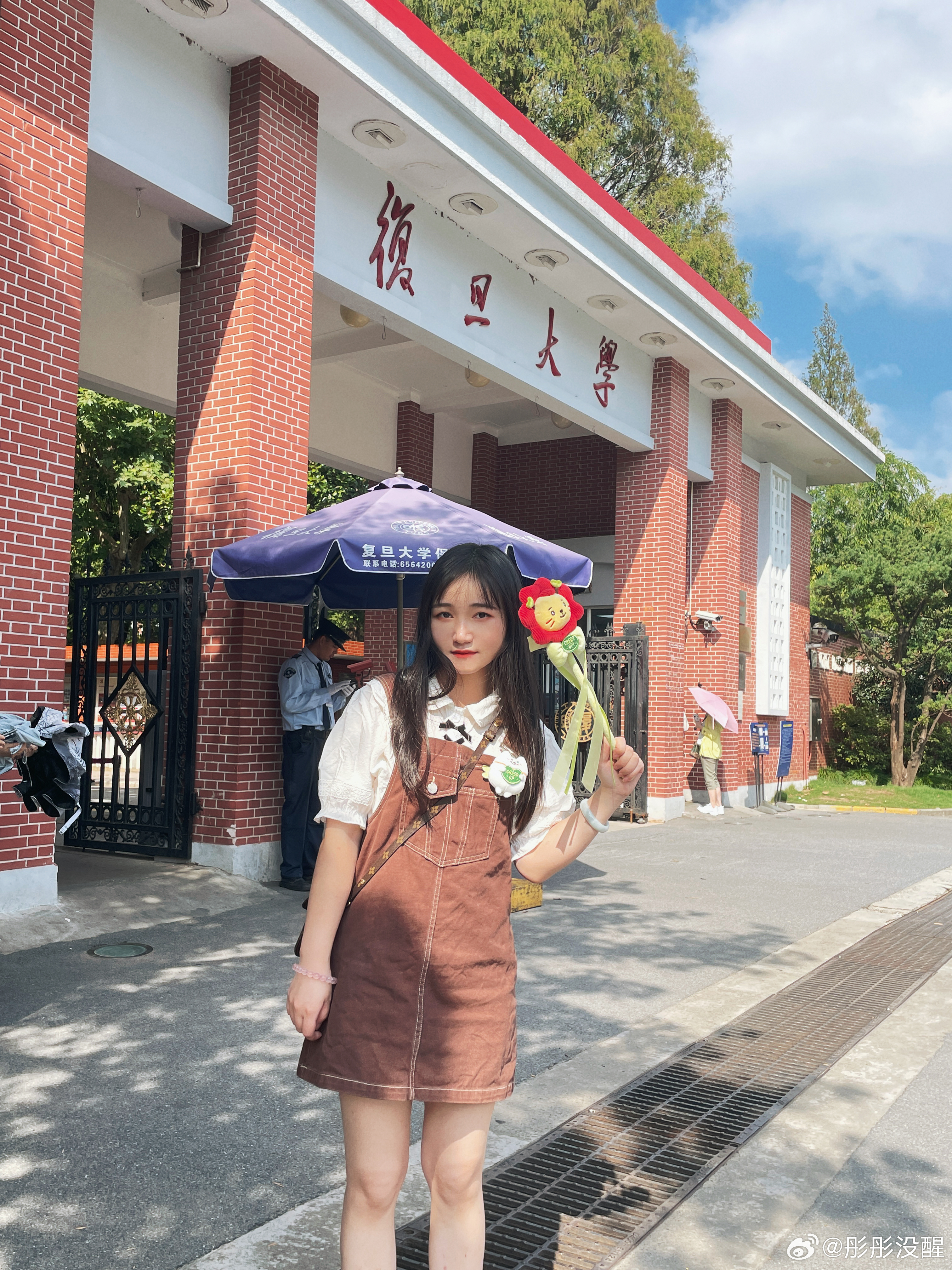 复旦大学抖音网红，校园新星璀璨闪耀