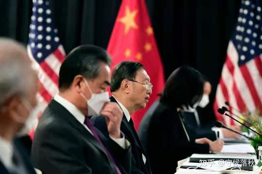 美方违反外交礼节，透视与反思
