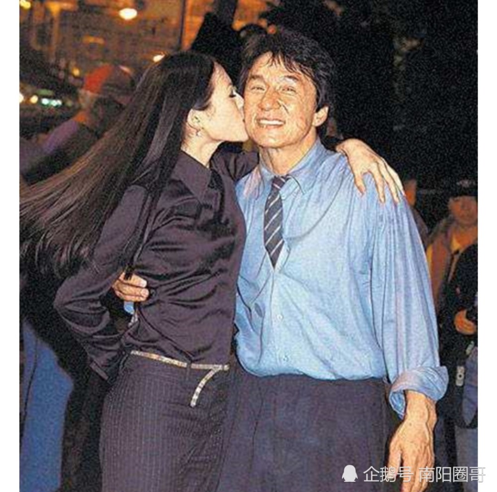 成龙教章子怡山东话，一段跨越文化与语言的佳话