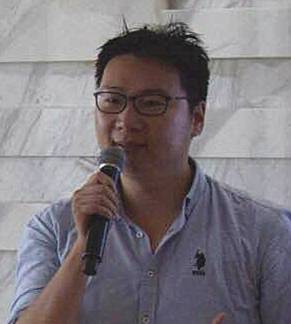 肖飞医生的一天，忙碌而充满温情