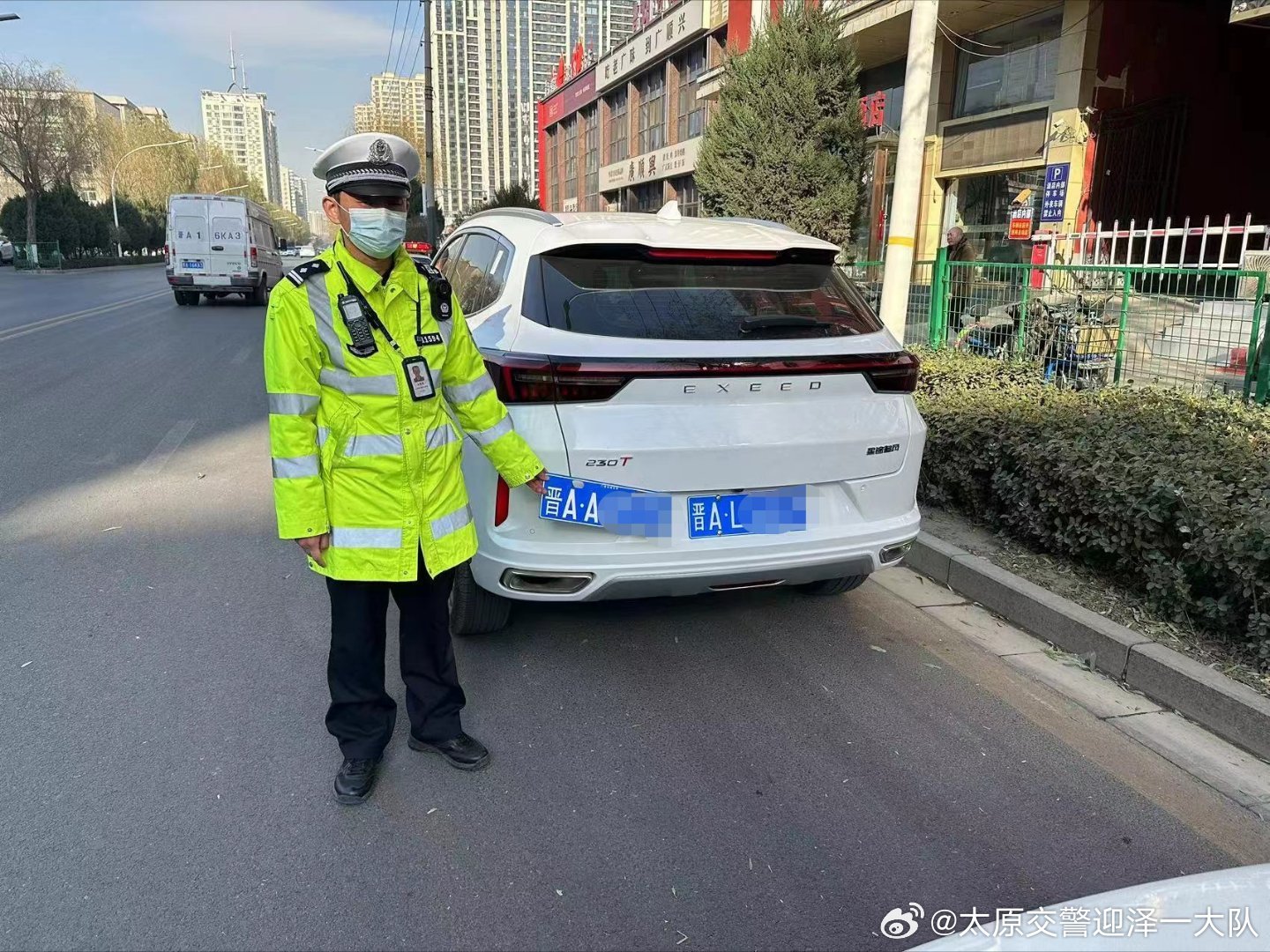 太原现晋A好几个8车牌，交警展开调查