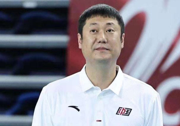 赵勇，中国女排需要新人加入——重塑辉煌的必经之路