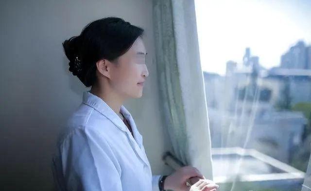 媒体曝光医师出轨事件，违规问题更需关注