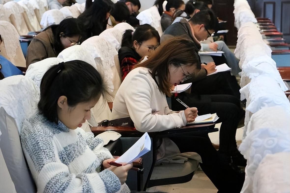 考公难度大还是考编难度大，深度解析与对比