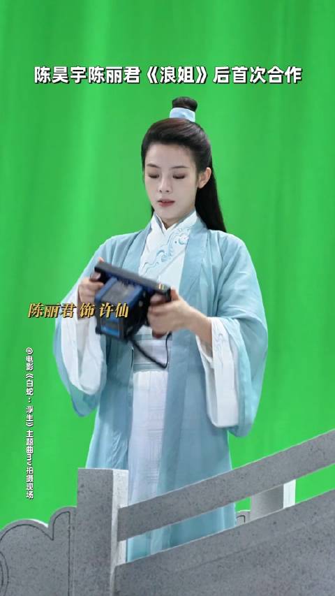 说好的永远只是一个背影り