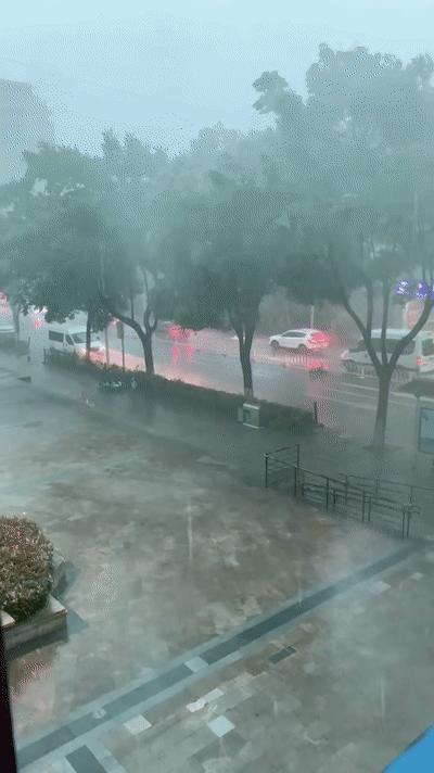 武汉暴雨红色预警，应对与反思