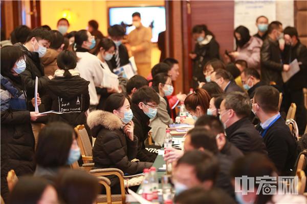 税前工资40万元，税后究竟能拿到多少？揭秘你的收入真相！
