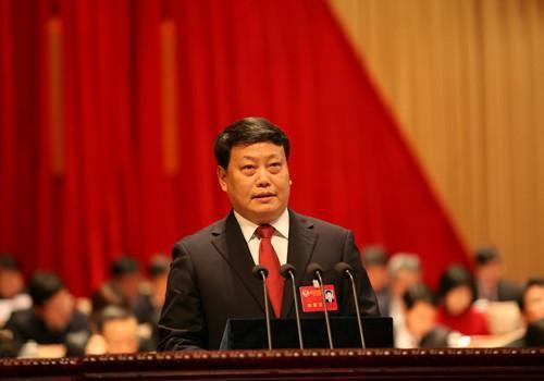 正部级吴存荣被双开，权力失守的警示