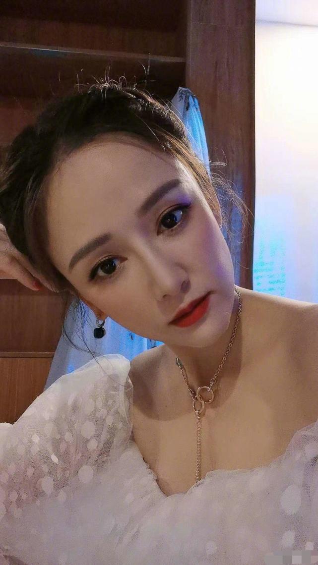 陈乔恩的保养秘诀，针雕美容的魅力与日常保养之道