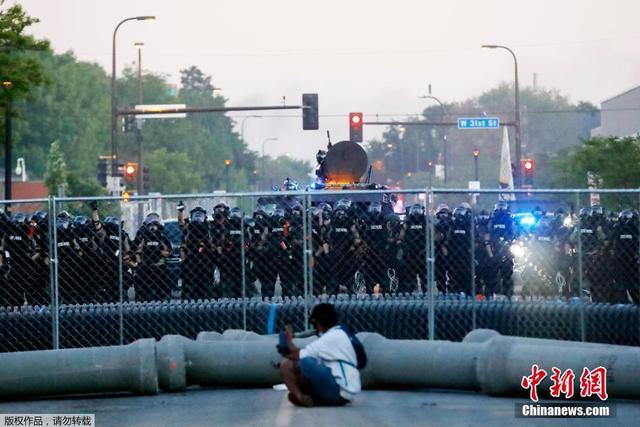 美国又一地实施宵禁，背后的原因与影响探讨