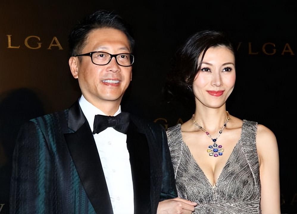 王晶称李嘉欣夫妇无法继承巨额遗产关于李嘉欣夫妇是否能继承巨额遗产的问题，并没有明确的官方消息或法律判决，因此无法确定王晶的说法是否准确。遗产继承涉及到许多复杂的法律和事实问题，需要根据具体情况进行具体分析。