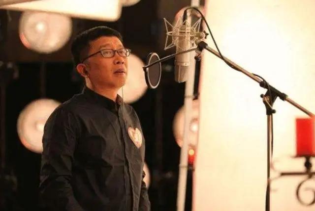 靠《两只蝴蝶》赚2亿？创作者：就5千两只蝴蝶，一首神曲背后的惊人赚钱故事，创作者究竟如何凭借五千收入赚取两亿？
