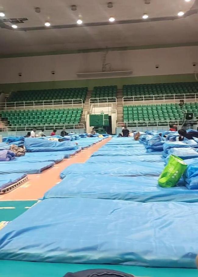 兰州大学打地铺让新生家长免费住兰州大学迎新举措，打地铺让新生家长免费住