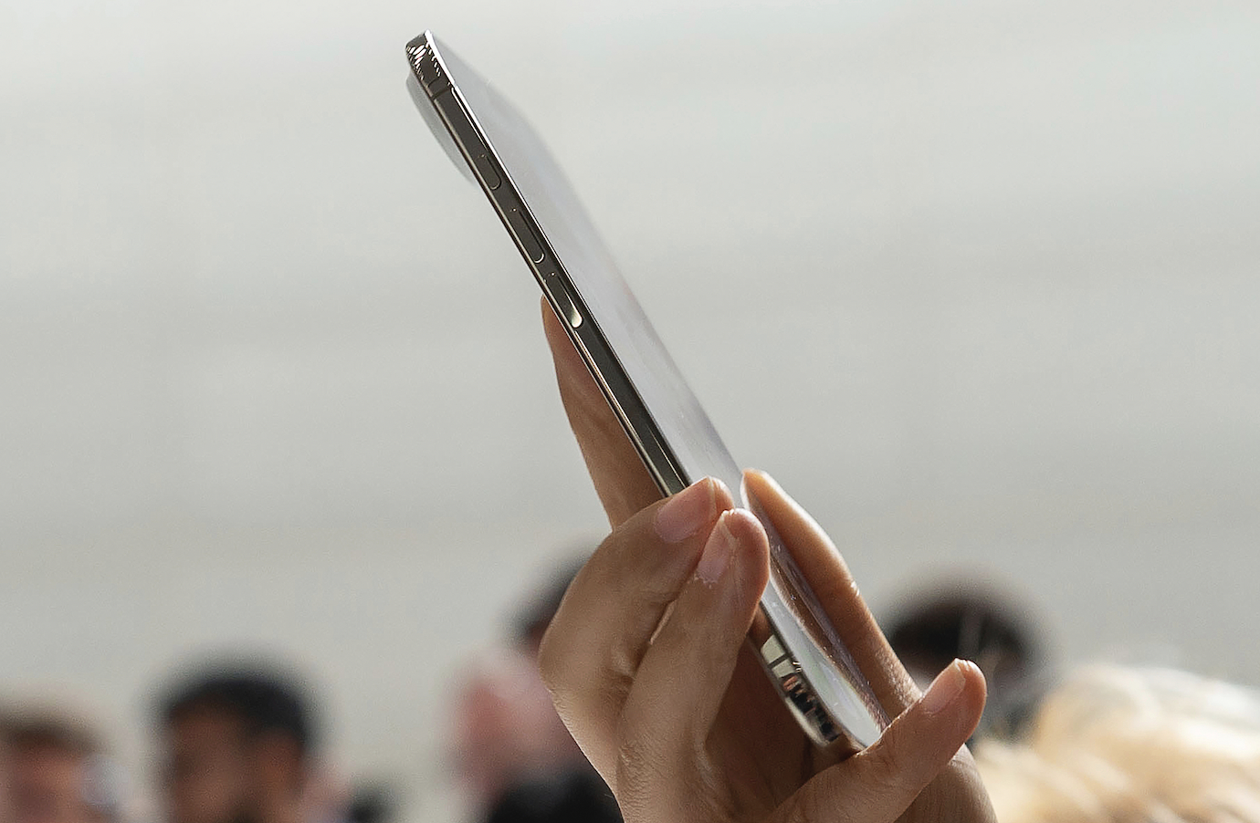 苹果推出史上最薄手机iPhone Air苹果推出史上最薄手机iPhone Air —— 设计与功能一览